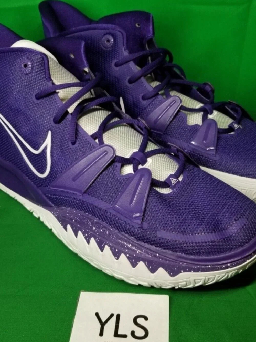 Nike Kyrie VII TB 2021 Promo Court 52 1/2 Purple DM5042-502 Men Size 17.5 NEW